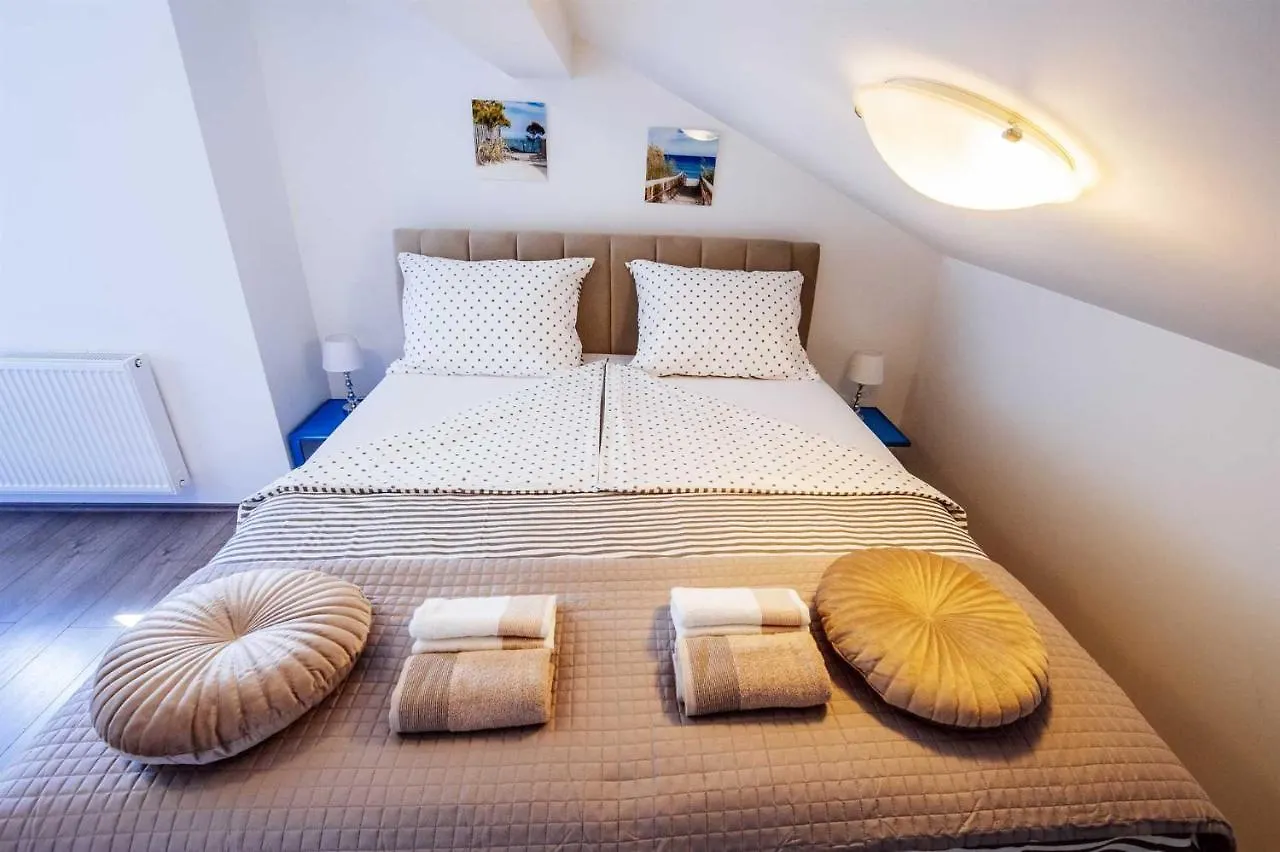 Villa Enna With Heated Pool, Zadar Crno Croatia
